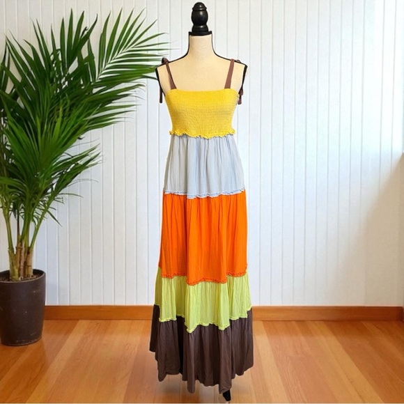 Davi & Dani Colorblock Tiered Maxi Dress - Size Small - Boho, Vacation, Beach - Picture 2 of 16